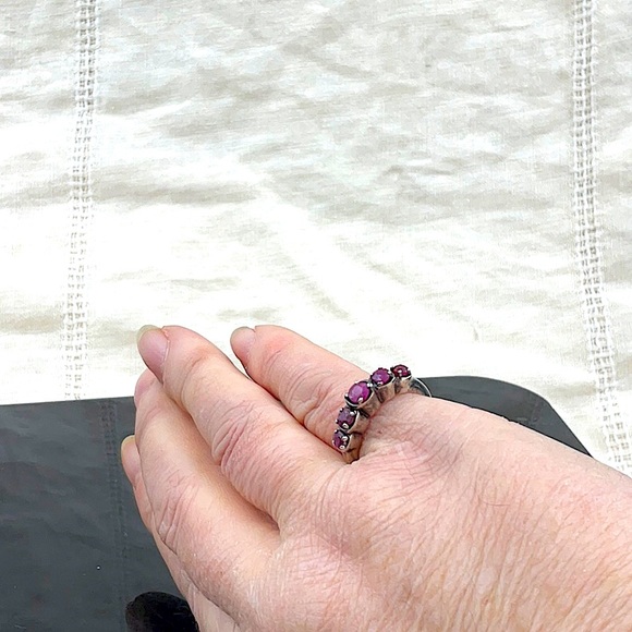 Sterling Silver Ring With Prong Set Natural Ruby Gemstones Size 6.25 - Picture 8 of 9